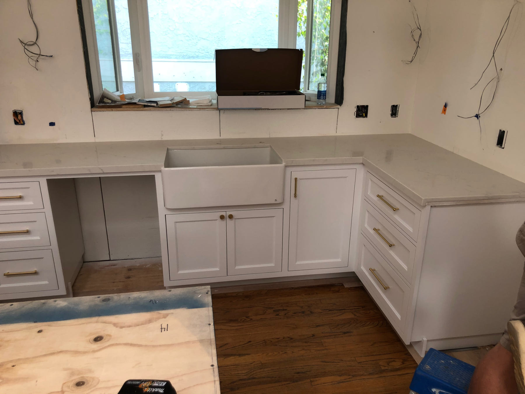 Farmhouse sink and quartz